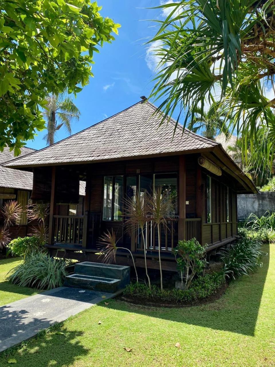 Balangan Surf Resort Jimbaran  Exterior photo